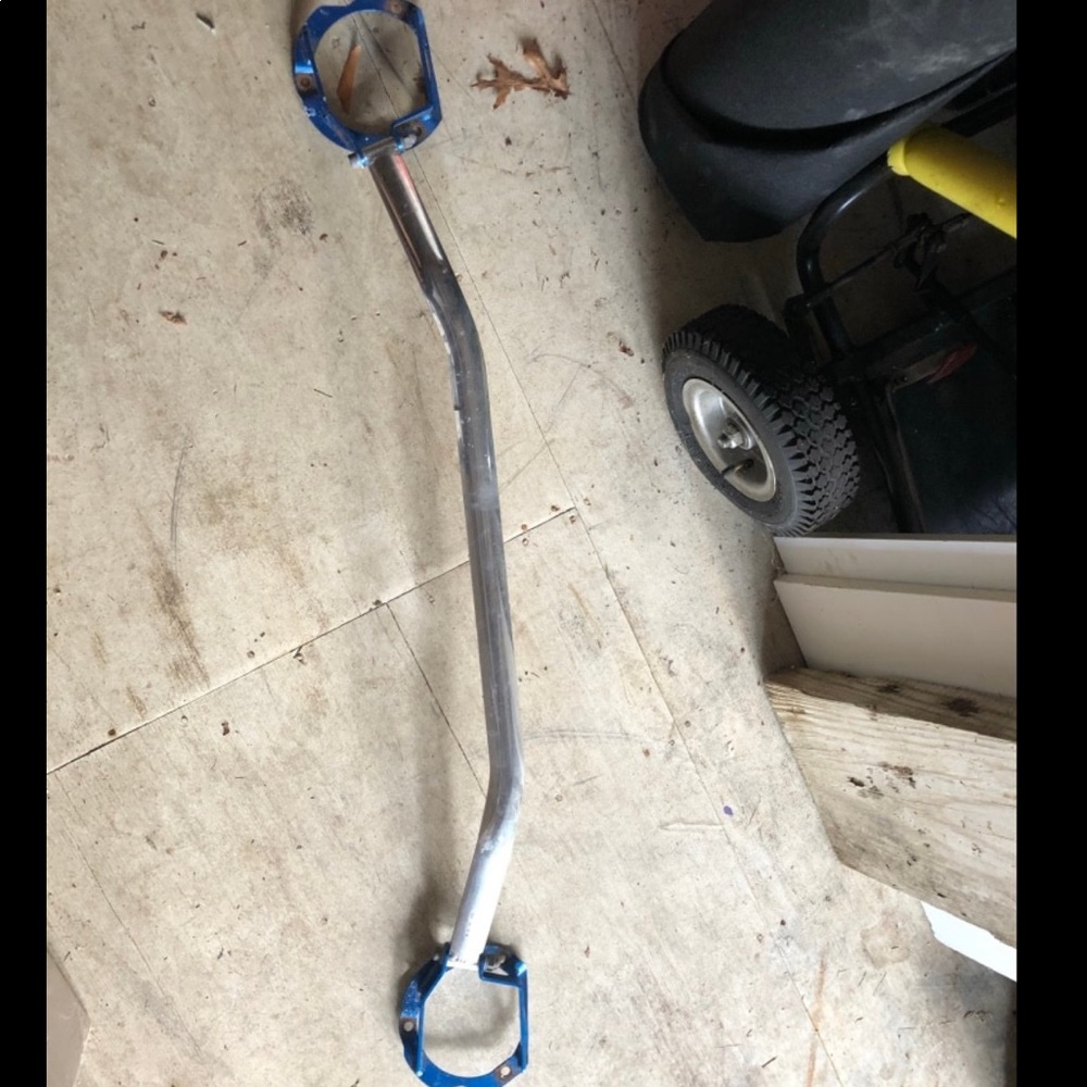 Cusco Strut Bar